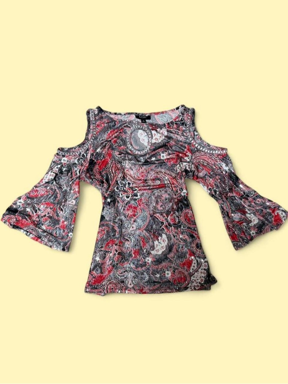 MSK Red and Black Paisley Cold-Shoulder Bell-Sleeve Top